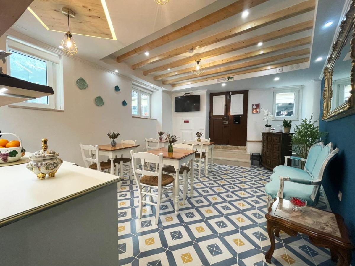 Baia Do Mundo Bed & Breakfast Setubal Luaran gambar